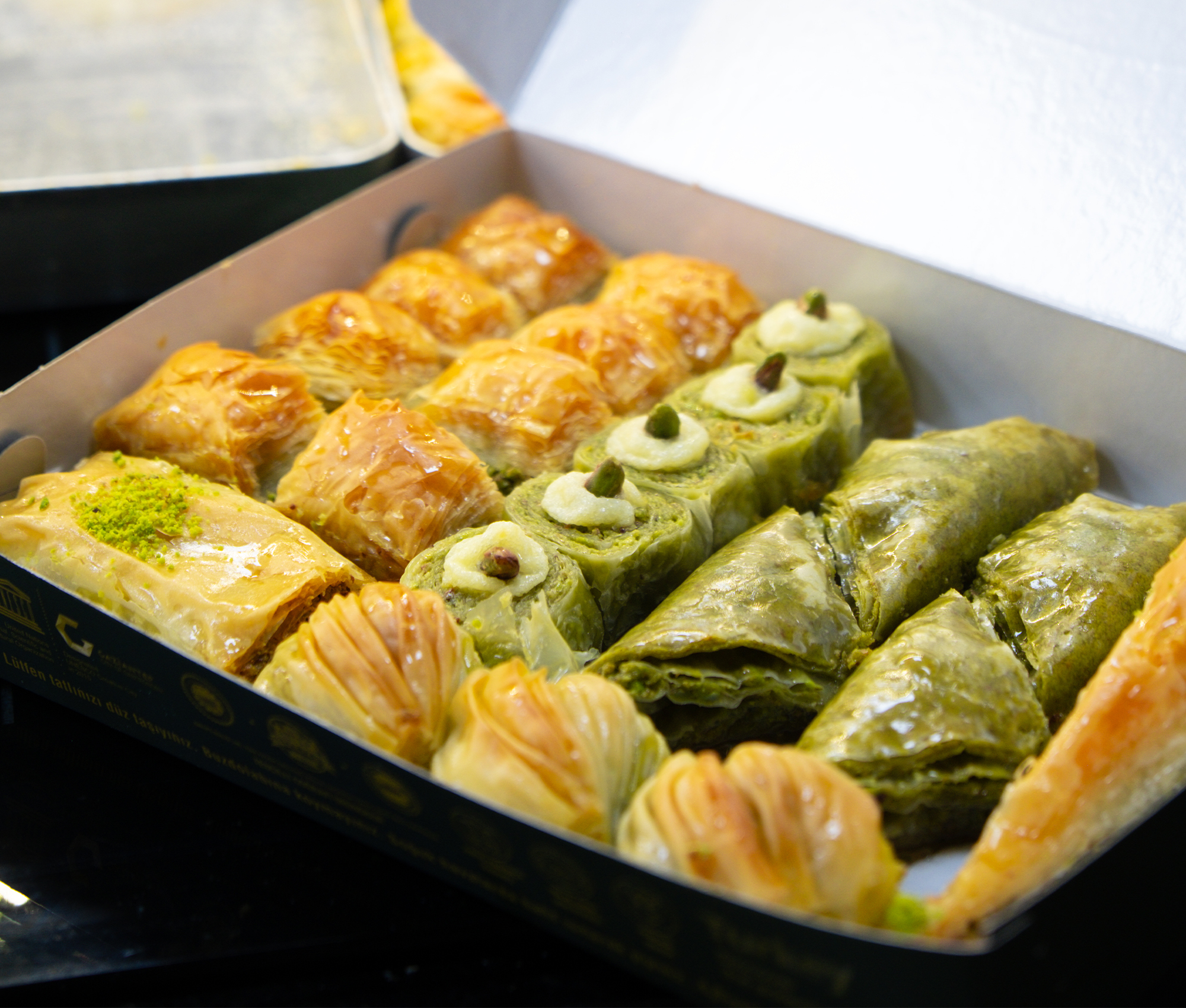 Özel Günlerin Vazgeçilmezi: Misafirlik ve Hediyelik Baklava Rehber