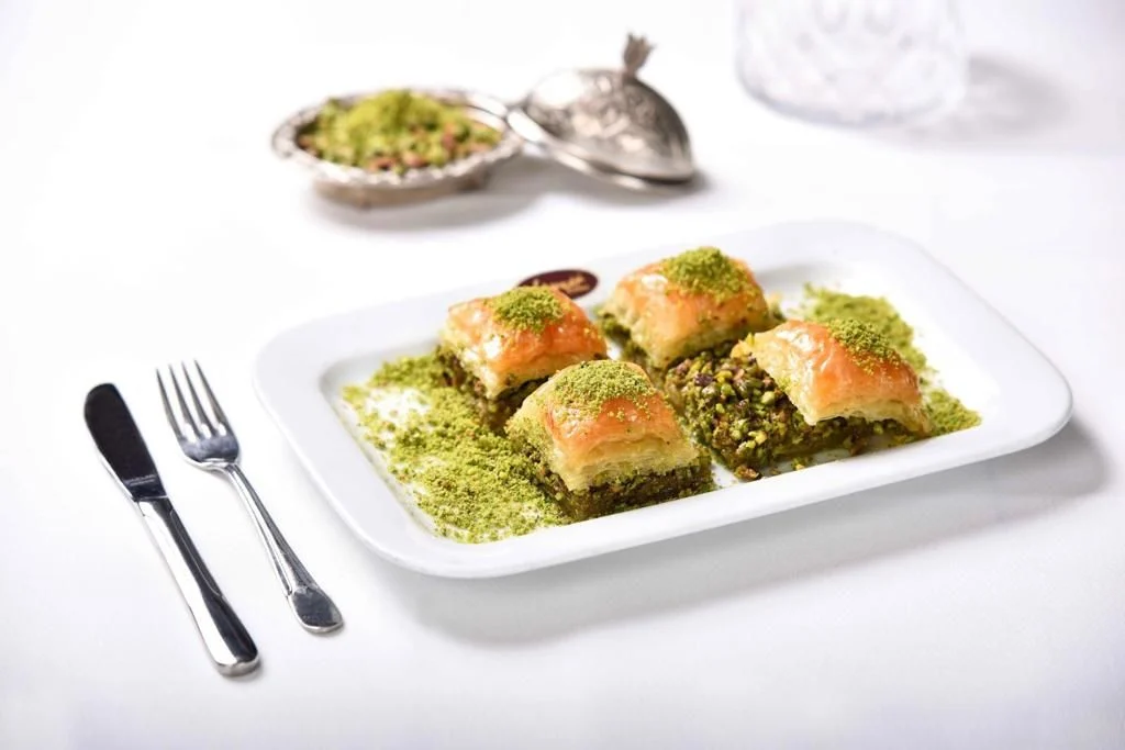 Kare Kesim Fıstıklı